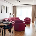 Capital Towers - Apartament Red Z Widokiem Na Panorame Miasta I Rzeke